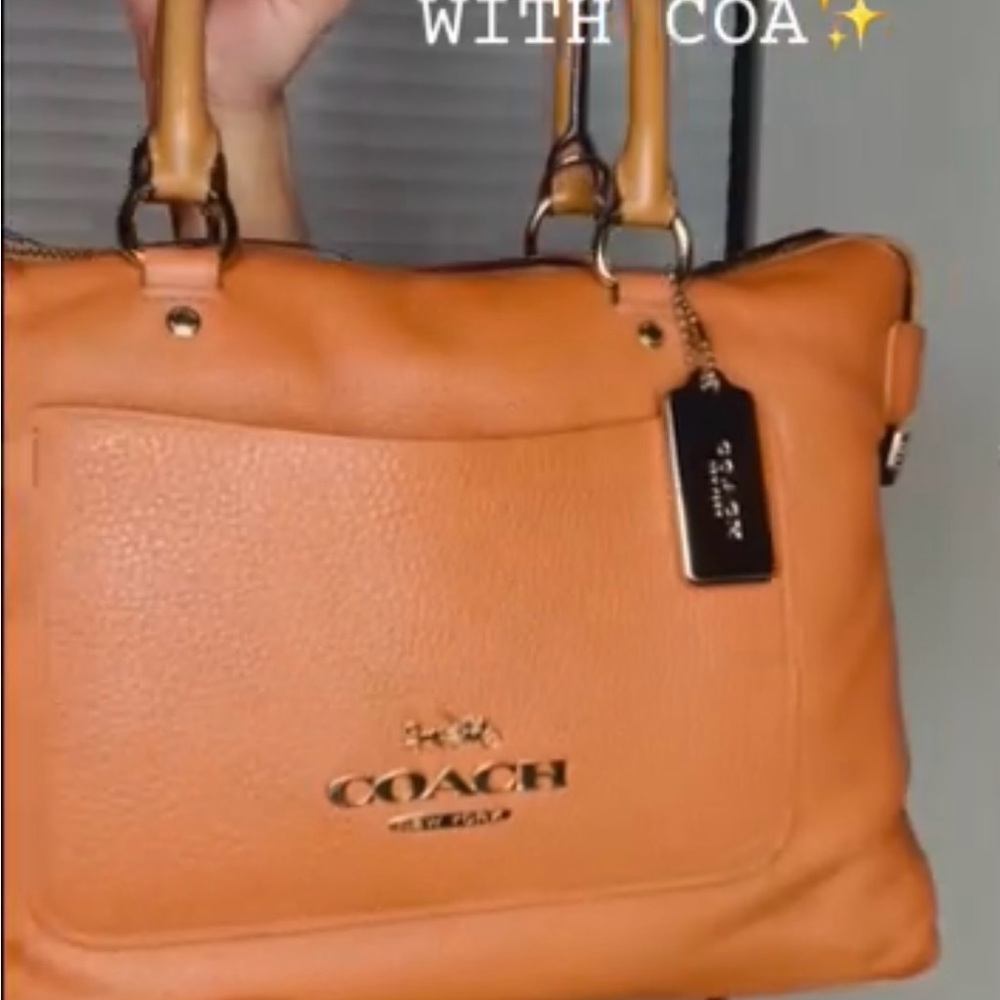 Coach Emma Like New Bag - Picture 4 of 11